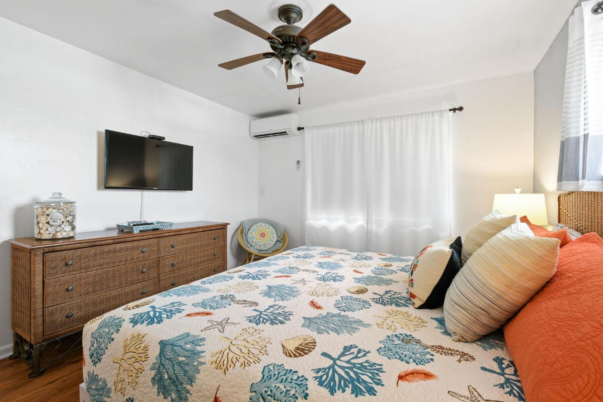 Sunshine Shores Boutique Apartments 팜비치쇼어 외부 사진